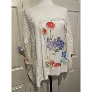 POL White and Floral Oversized Flowey Top